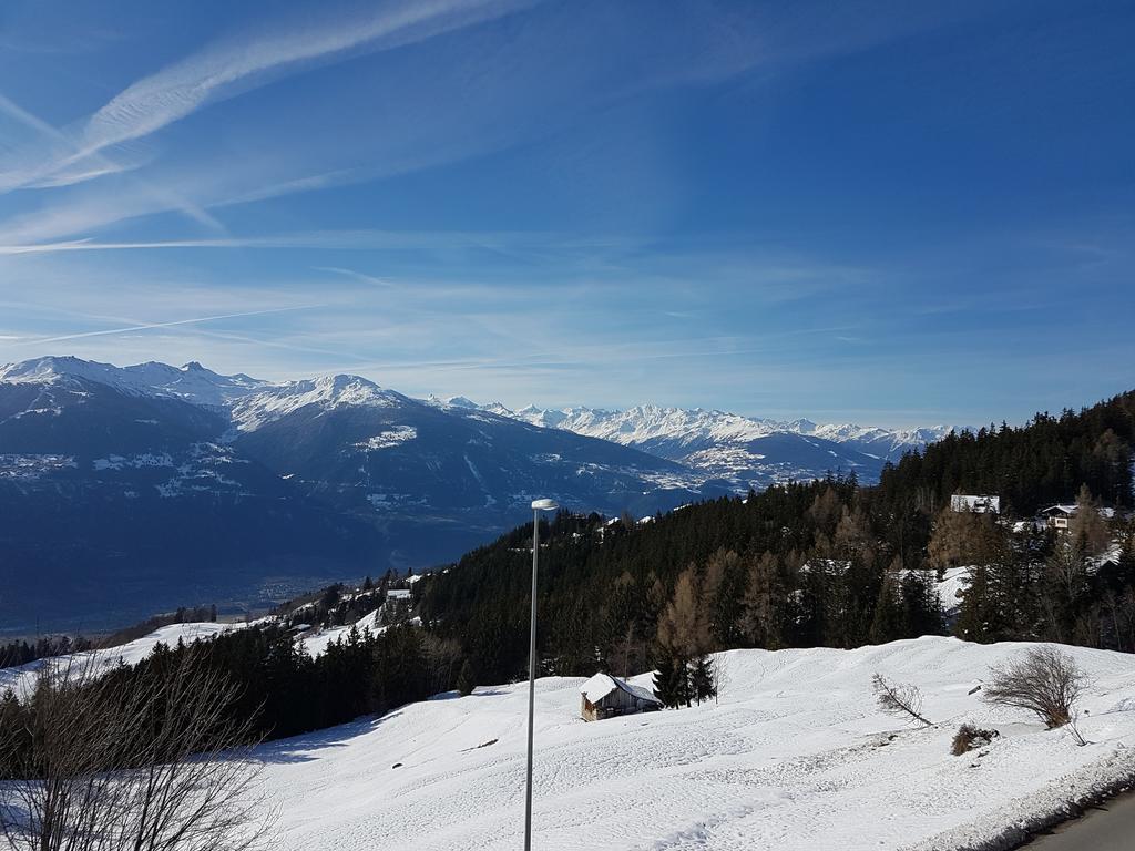 Appartement Clairiere Des Barzettes Avec Vue Magnifique クラン エクステリア 写真