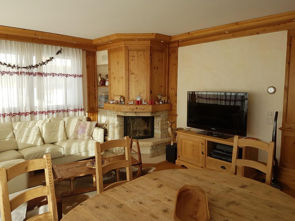 Appartement Clairiere Des Barzettes Avec Vue Magnifique クラン エクステリア 写真