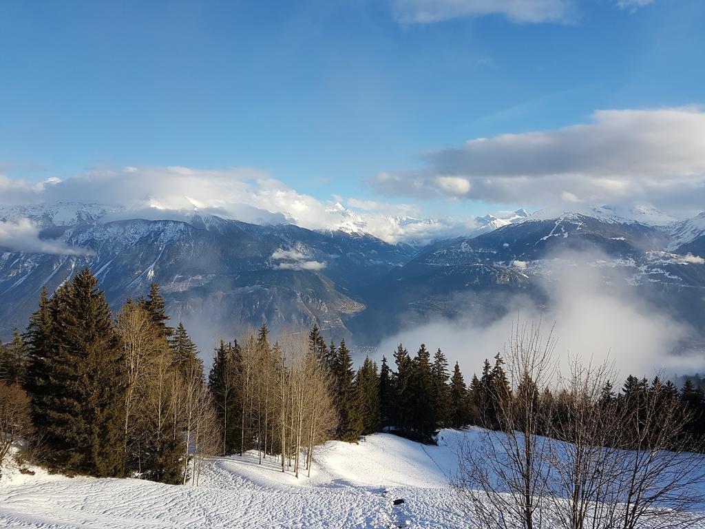 Appartement Clairiere Des Barzettes Avec Vue Magnifique クラン エクステリア 写真